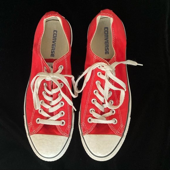 Men’s Converse All Stars - Picture 2 of 6